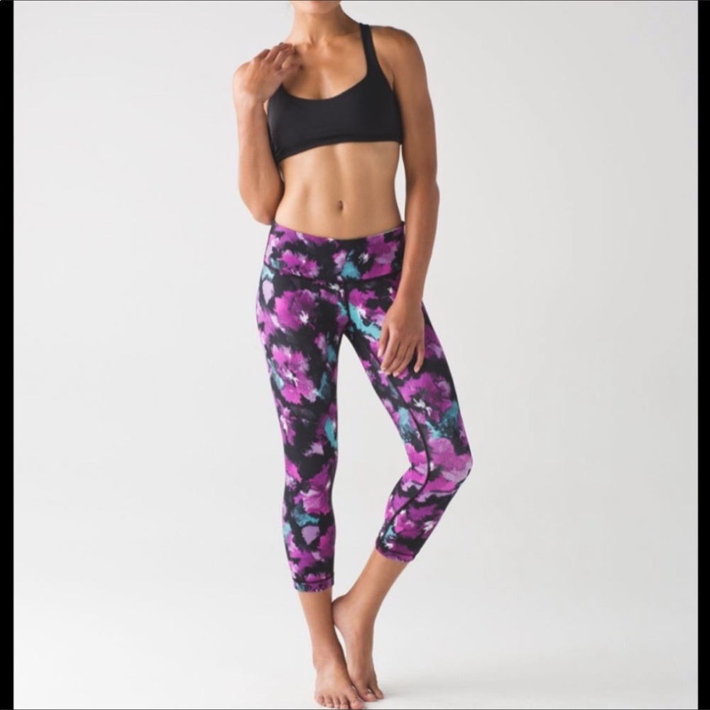 Lululemon Wunder Under Crop III